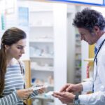 Guía de carreras técnicas relacionadas con la salud con alta demanda laboral en Perú